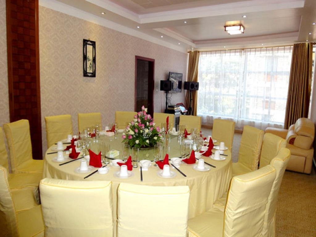 Nanchang Hotel Nairobi Bagian luar foto