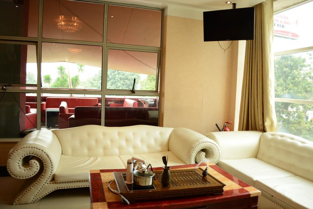 Nanchang Hotel Nairobi Bagian luar foto